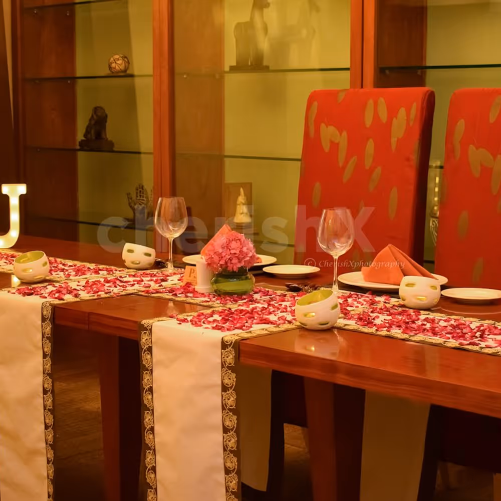 Private Candle Light Dinner at Taj Vivanta, Dwarka, Delhi