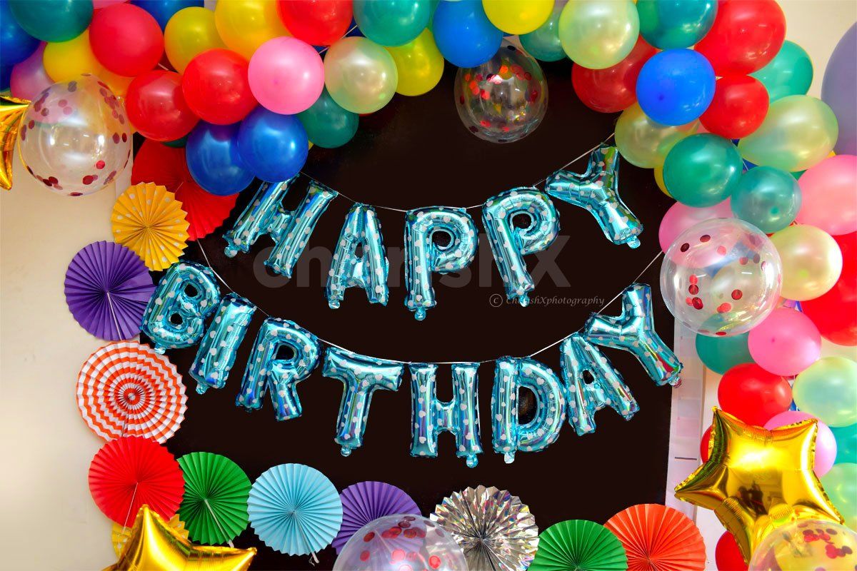 Multicoloured Birthday Room Decoration to Surprise your Close Ones.