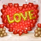 Hearty Balloon Wall — photo 4
