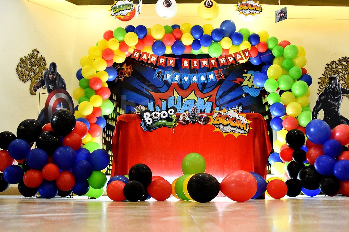 Book this fascinating Superhero Decor for your kid's birthday.