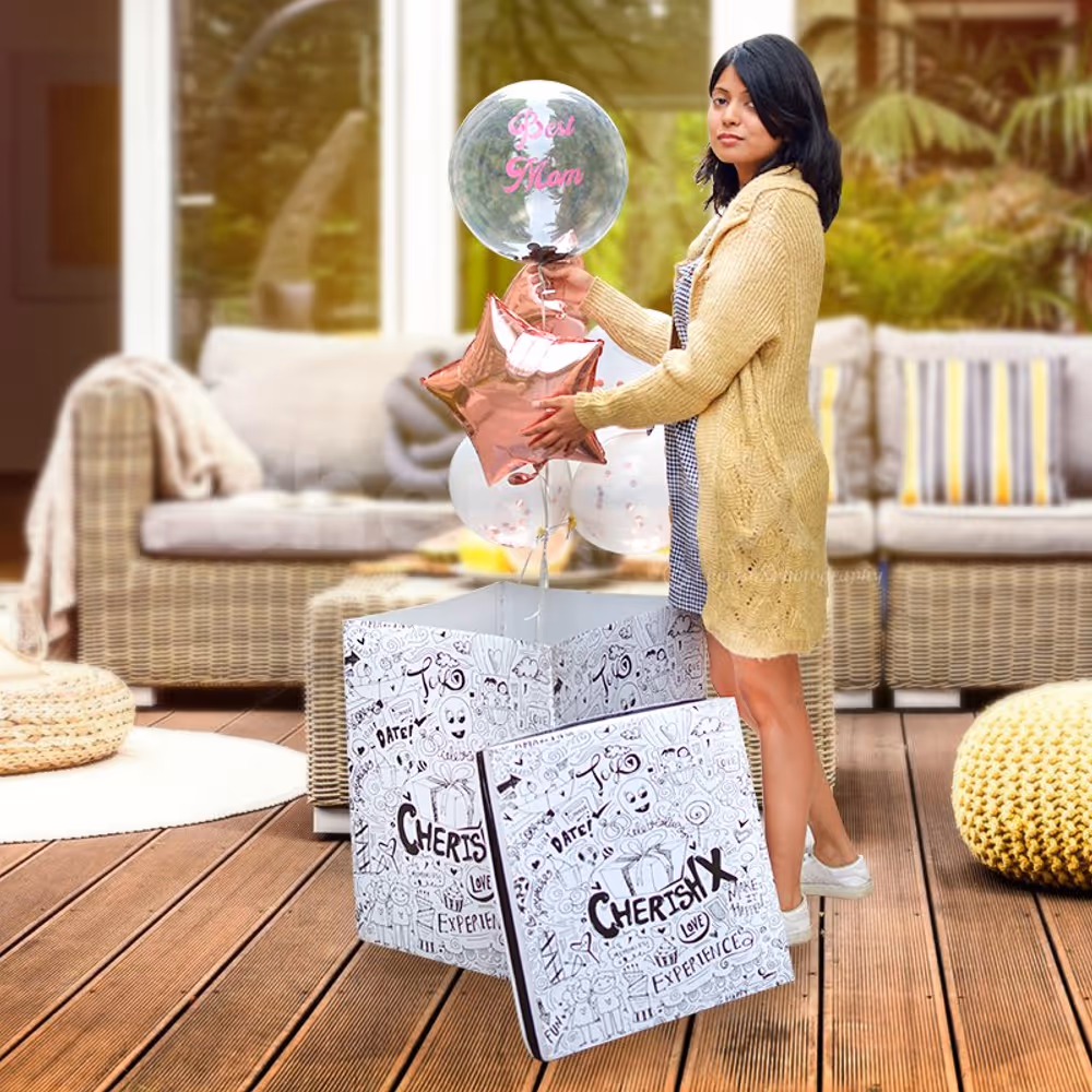 This adorable theme surprise box is best for every occasion.