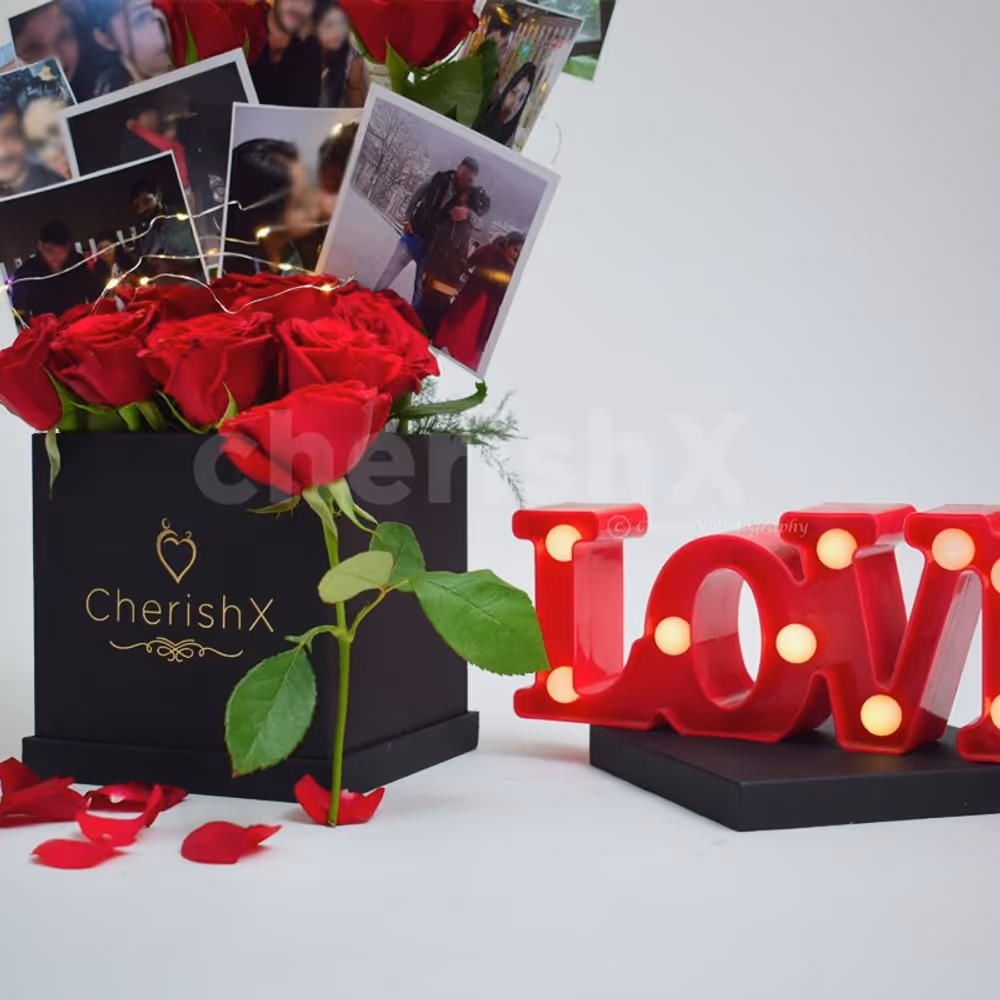 Give a memorable gift by booking this wonderful red roses bucket.