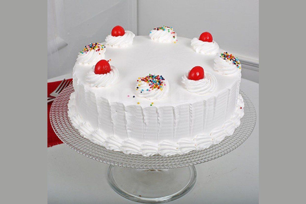 Fresh Vanilla  cake by cherishx