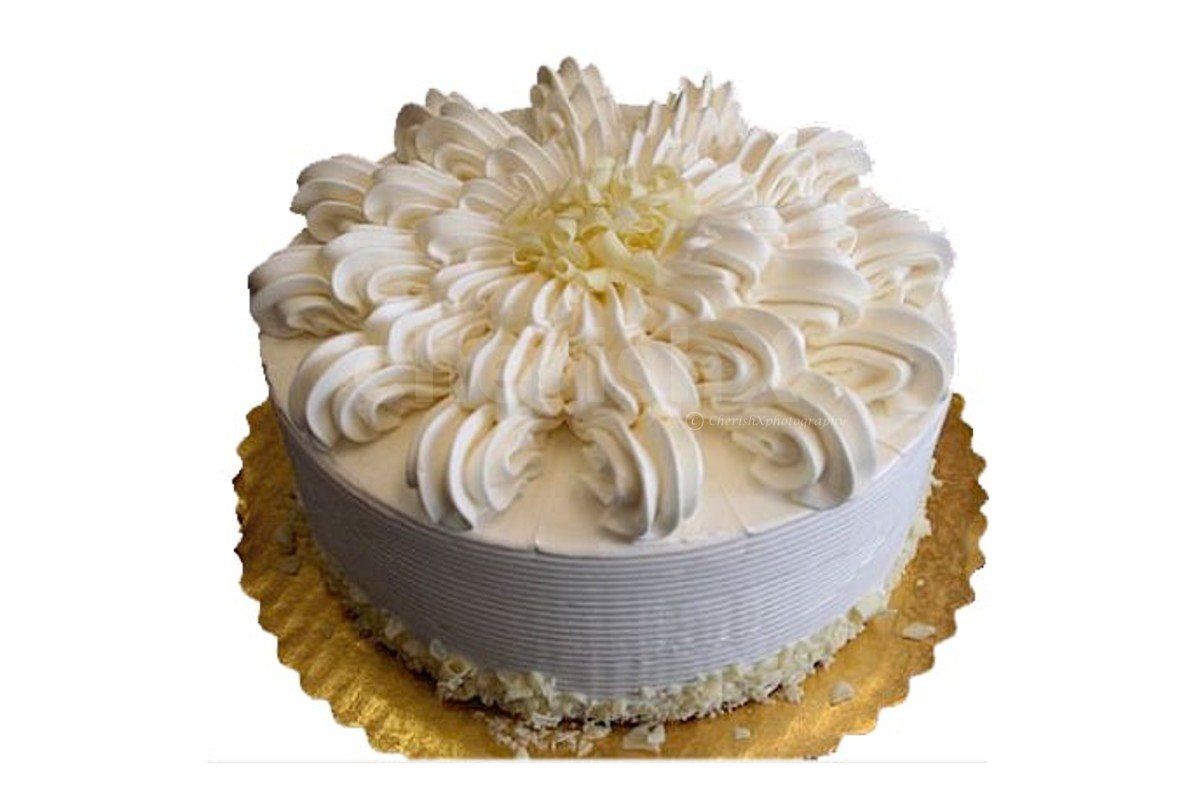 Fresh Vanilla cake delivered at your home for your birthday