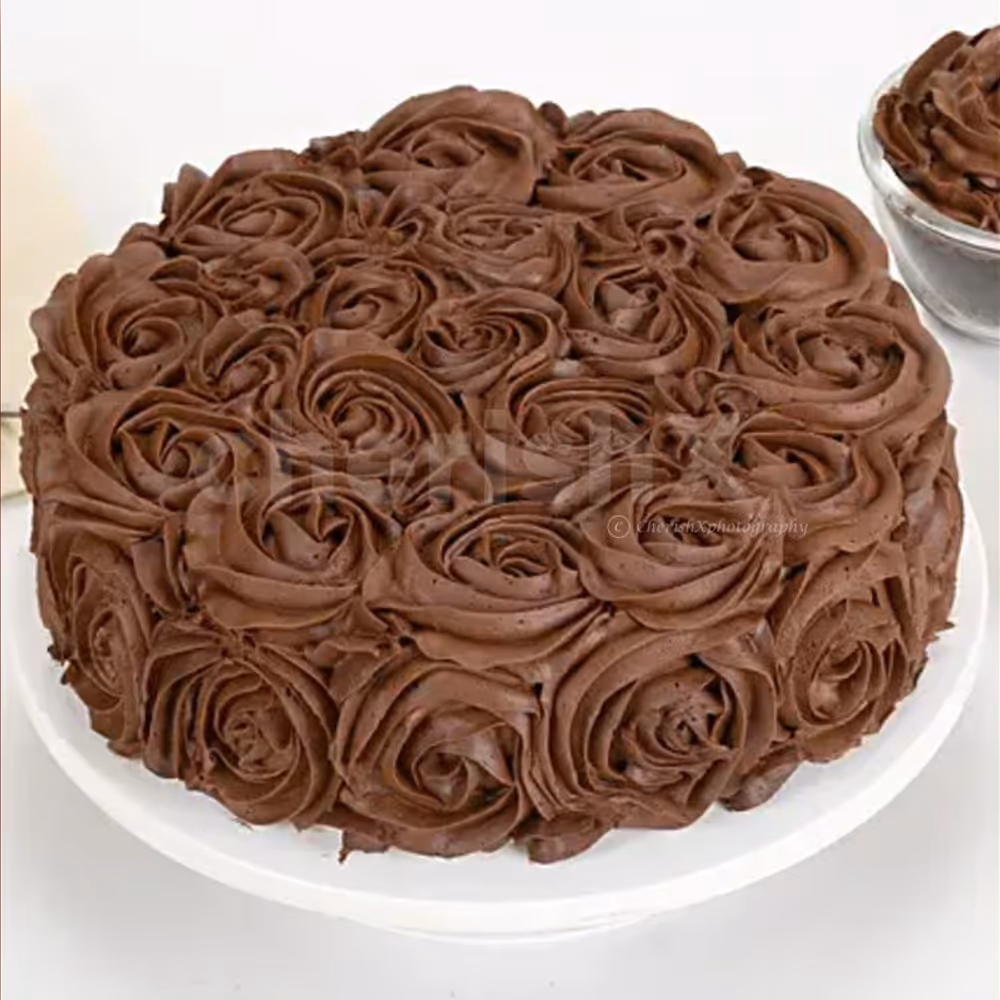 chocolate rose cake by cherishx