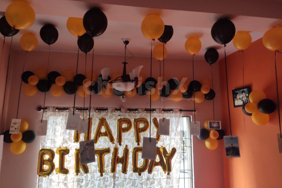 Beautiful Birthday Special Balloon Decoration with Happy Birthday ...