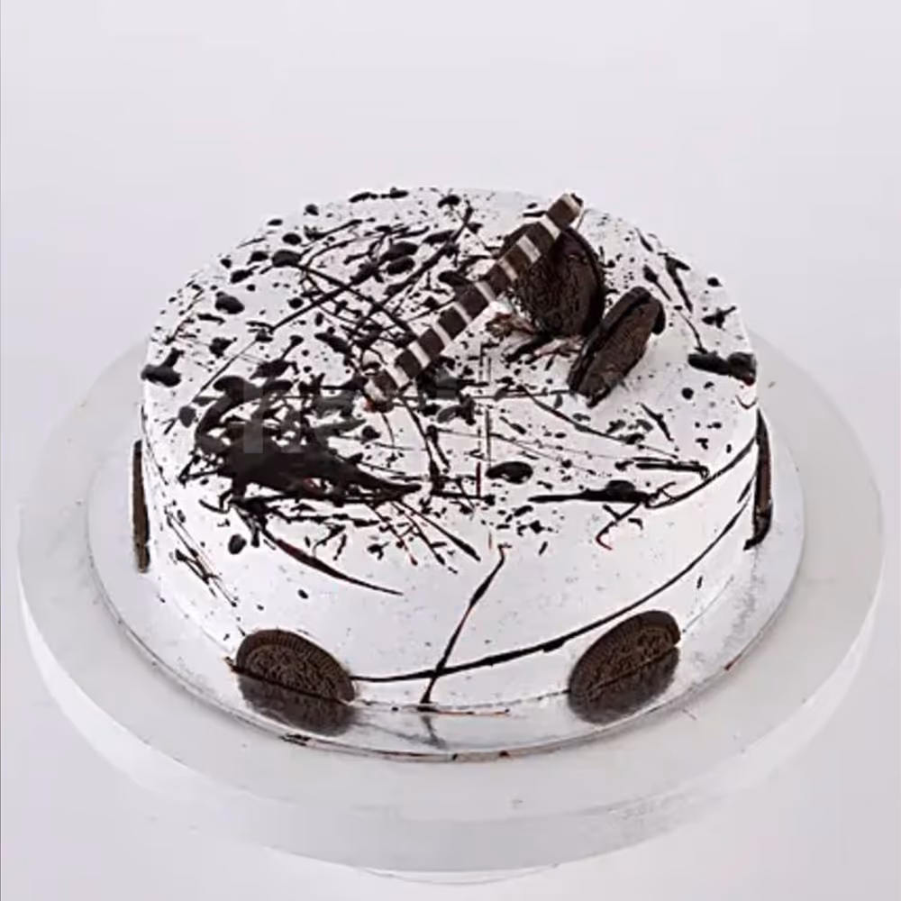 Oreo Cookie cake by cherishx