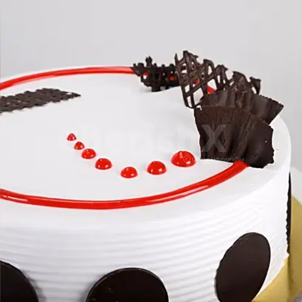 Strawberry cake by cherishx delivered to your home