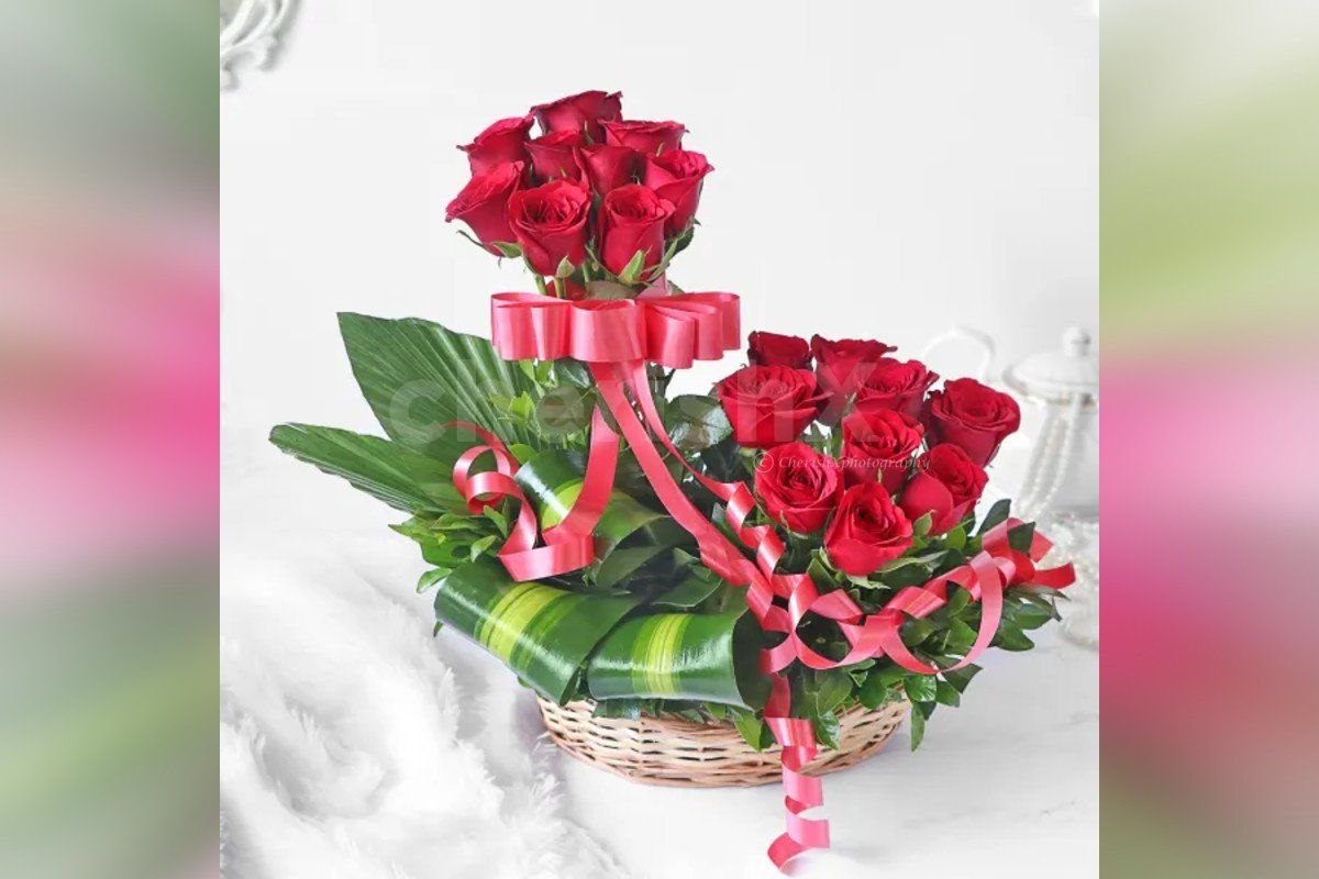 Beautiful 20 Red roses arrangement  by cherishx