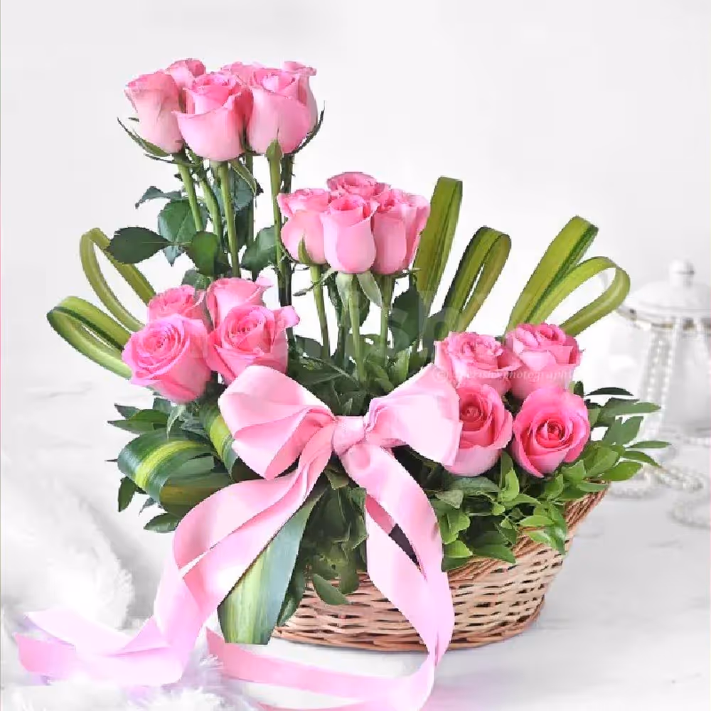 Beautiful 20 Pink roses arrangement 