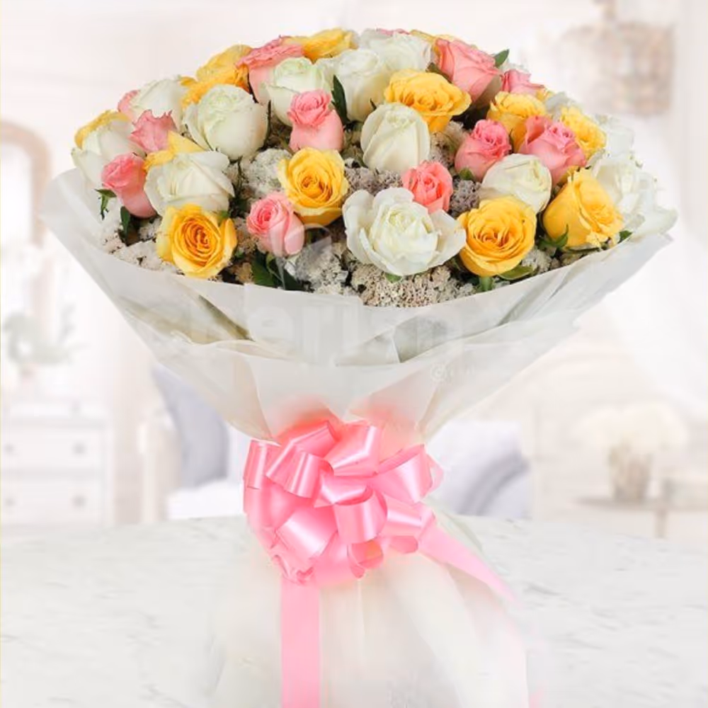 50 mixed roses blooming bouquet