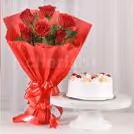 10 red roses with pineapple cake