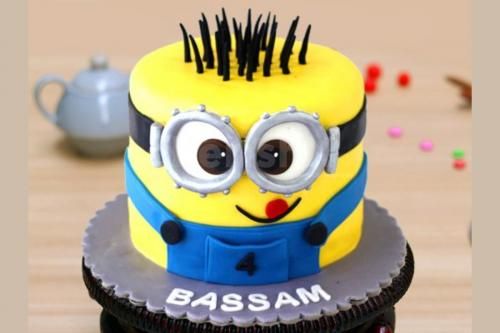 2 Kg Minion Theme Designer Cake home delivery