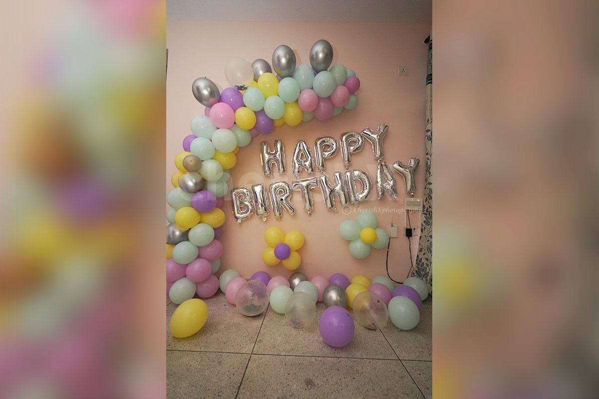 150 Balloons Pastel Balloon Decoration with Happy Birthday Foil Balloons.