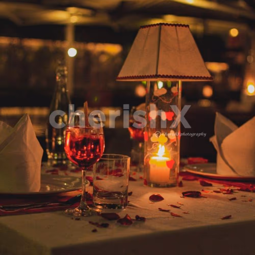 Romantic outdoor dinner at Lalit, CP