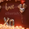 Big XO balloons in silver color