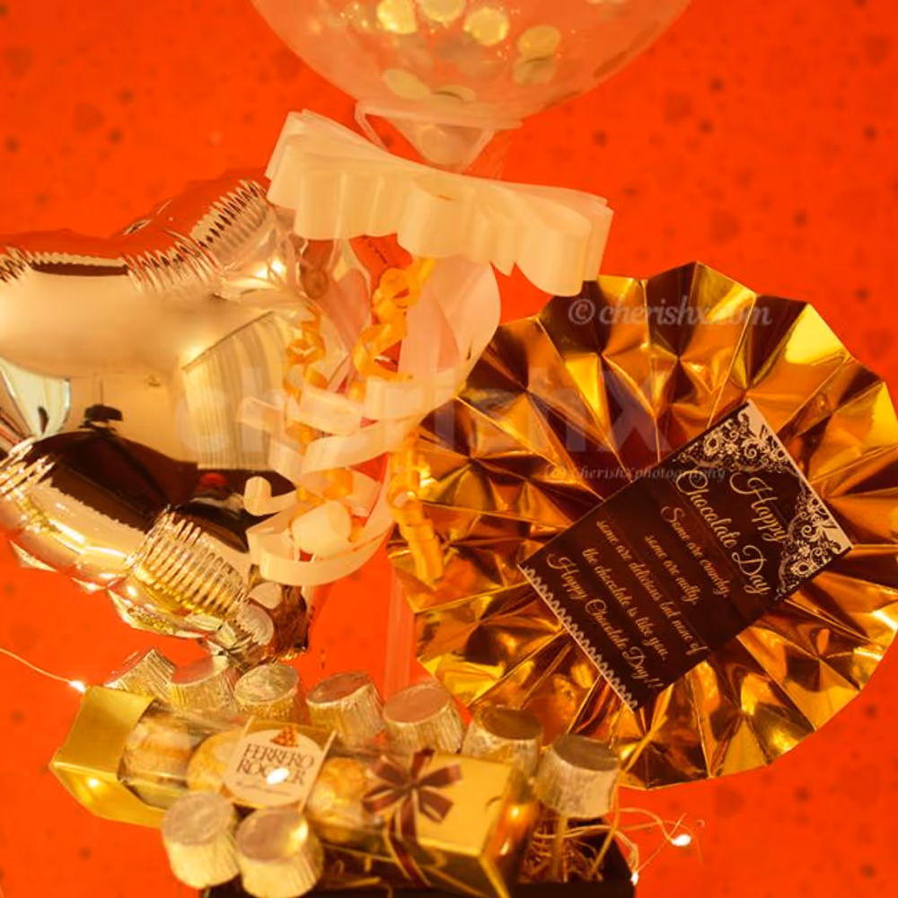 Gift your loved one this unique CherishX's Chocolate Day Bucket present!