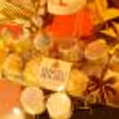 A Delightful Chocolate Bucket with
Confetti balloon in Vinyl print, 1 Ferrero Rocher, 9 Silver chocolates, 1 Golden Rosette with a
special message.