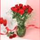 Red Velvet Cake N Roses Arrangement — photo 4