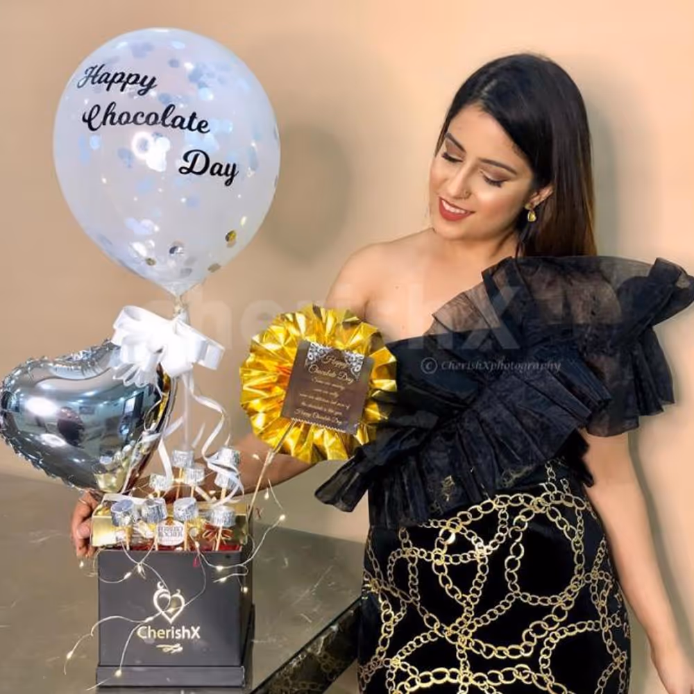 A loving bucket to gift to your close ones.