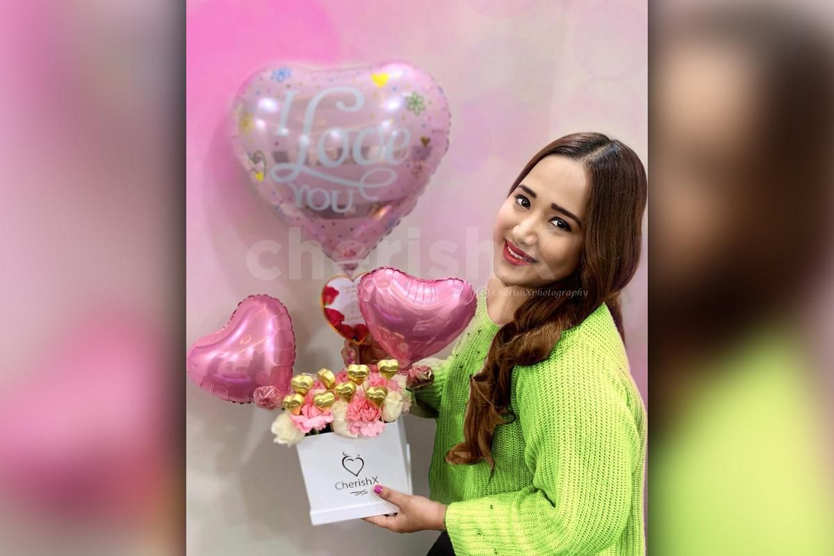 Send your love with CherishX's Pink Love Rose Bucket.