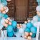 A balloon ring decor for 1st birthdays and baby shower.