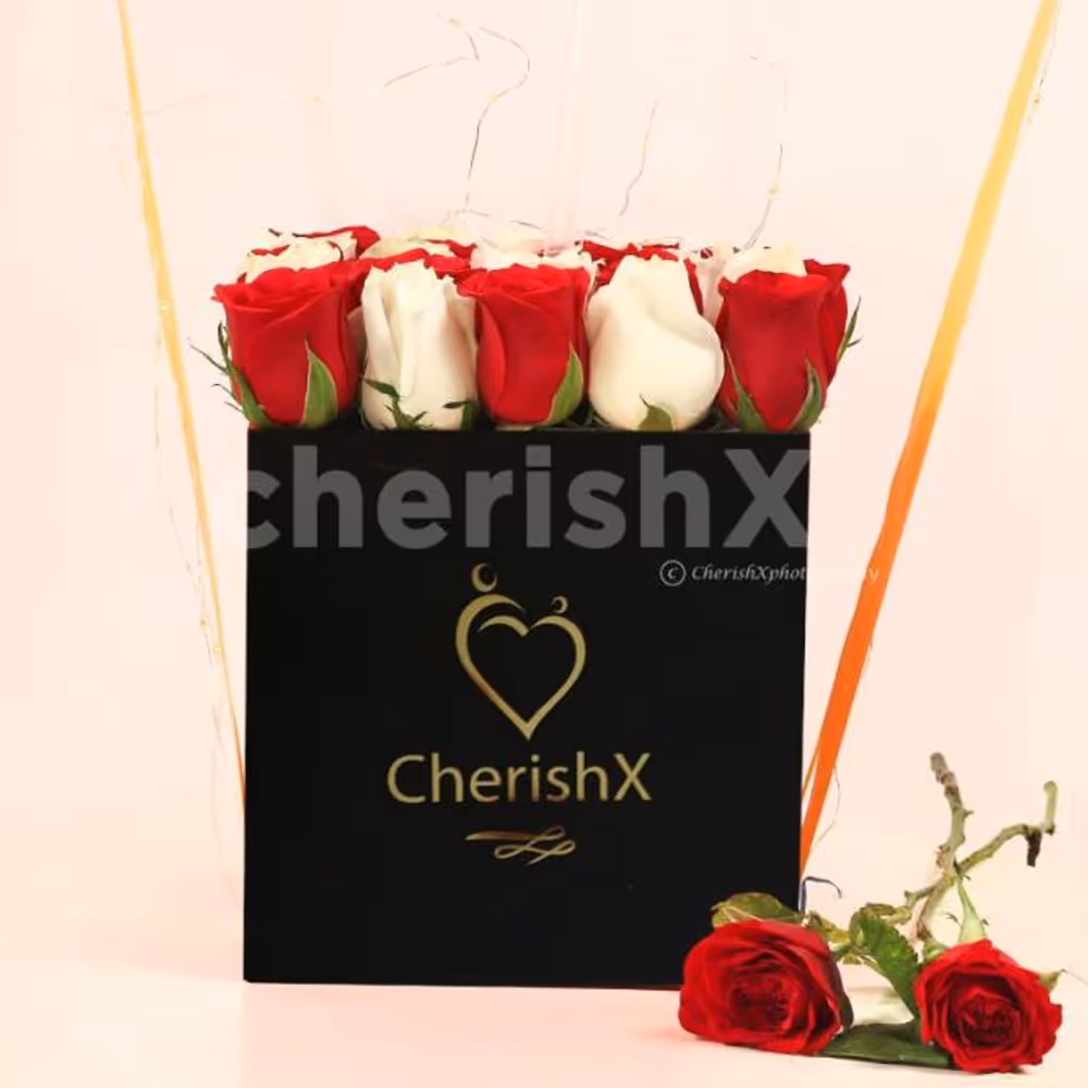 Red & White Roses in the Balloon Bouquet