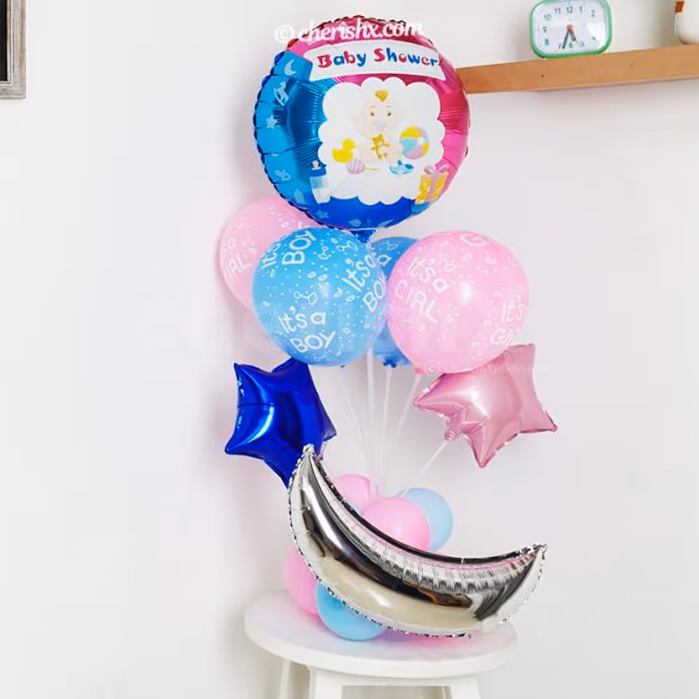 A big baby shower foil balloon for the top of the balloon bouquet.