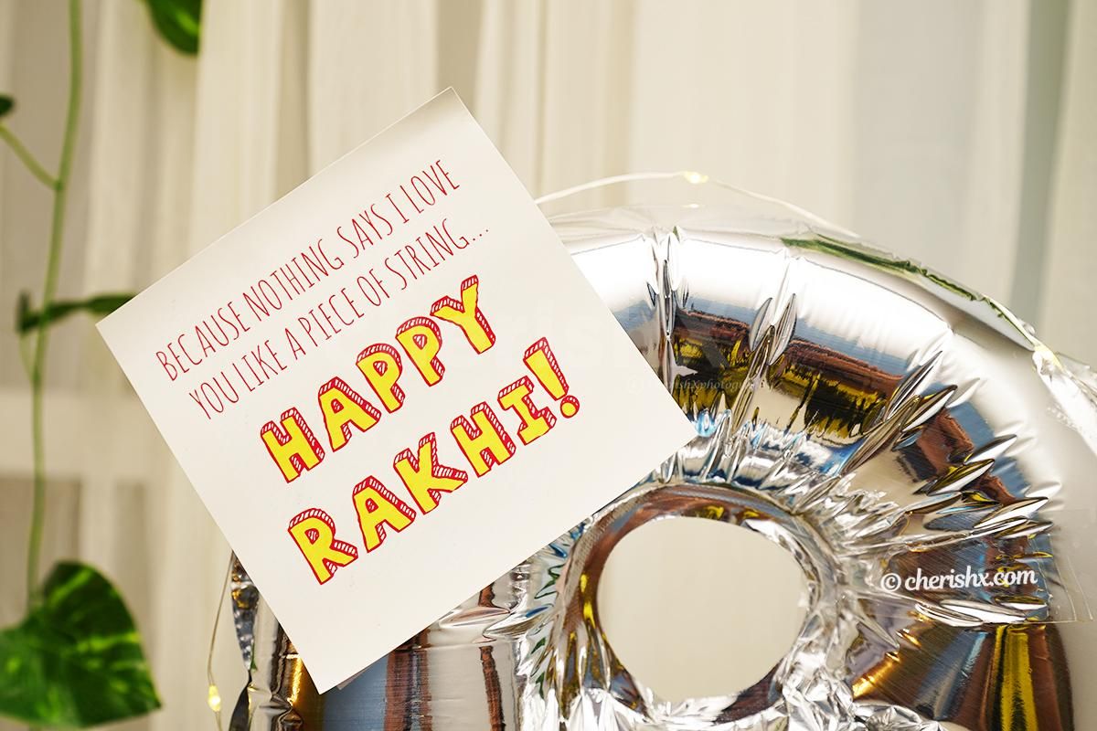 The 'BRO' letter foil balloon highlights the whole balloon bouquet.