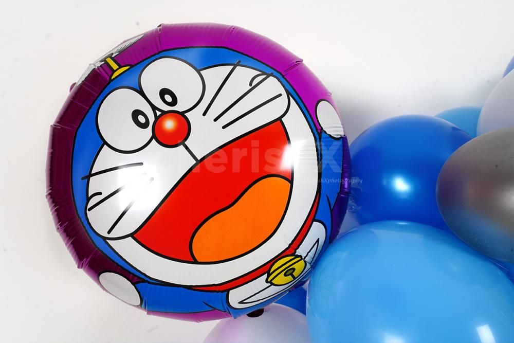 Doraemon Face Foil Balloon.