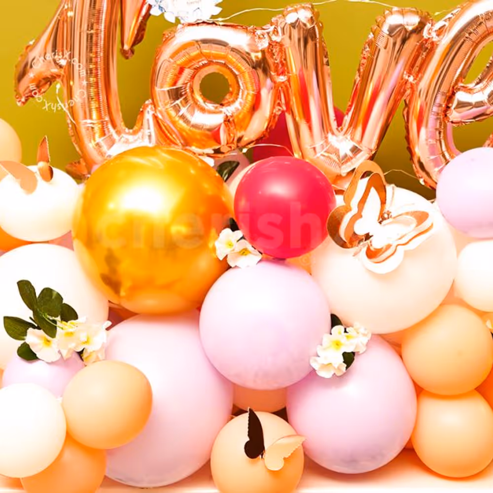 LOVE Cursive Foil balloon for the top of the balloon bunch.