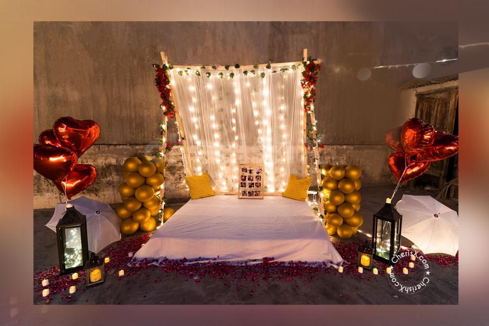 CherishX's Romantic Cabana Rooftop Proposal Decor is great for open spaces!