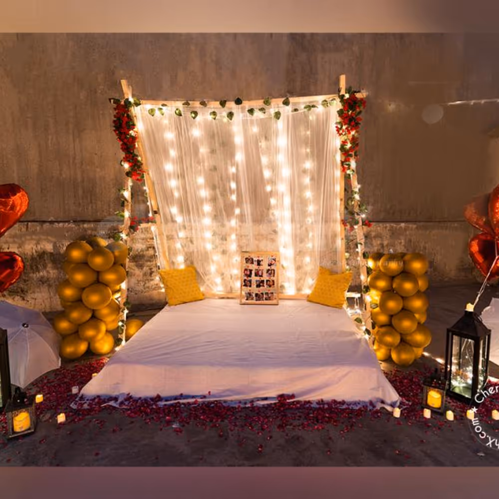CherishX's Romantic Cabana Rooftop Proposal Decor is great for open spaces!