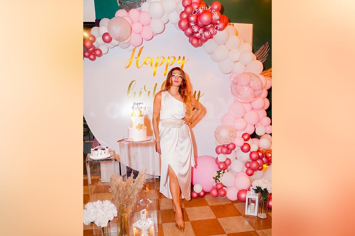 A beautiful background Premium Rose Gold decoration for your birthday bash.