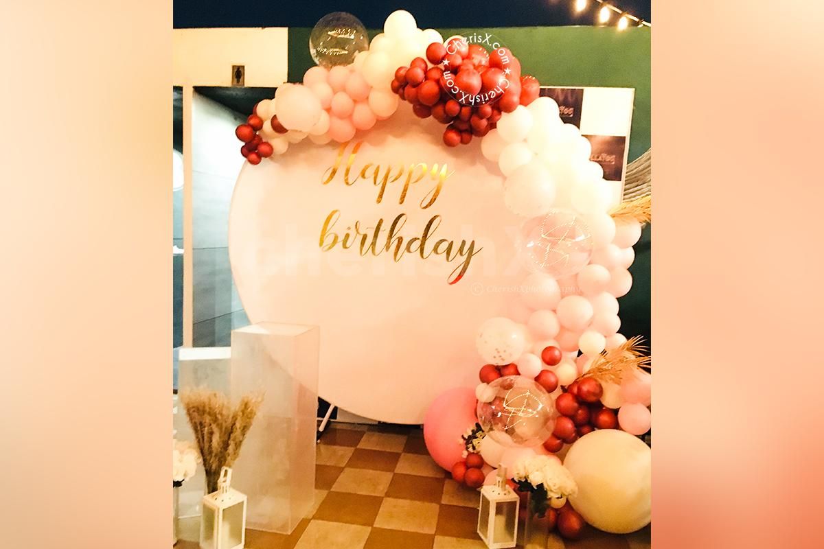 Surprise your special one with a Premium Rose Gold Birthday Decoration!