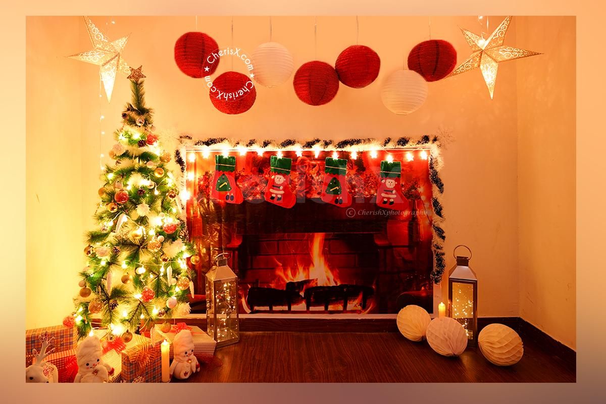 Get this Premium Christmas Decor and celebrate the festival of Christmas beautifully.