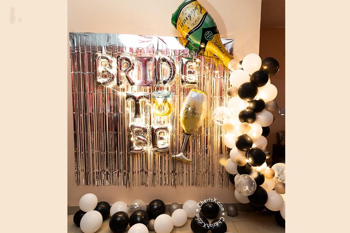 Add a Bridal Shower decor and surprise the bride-to-be!