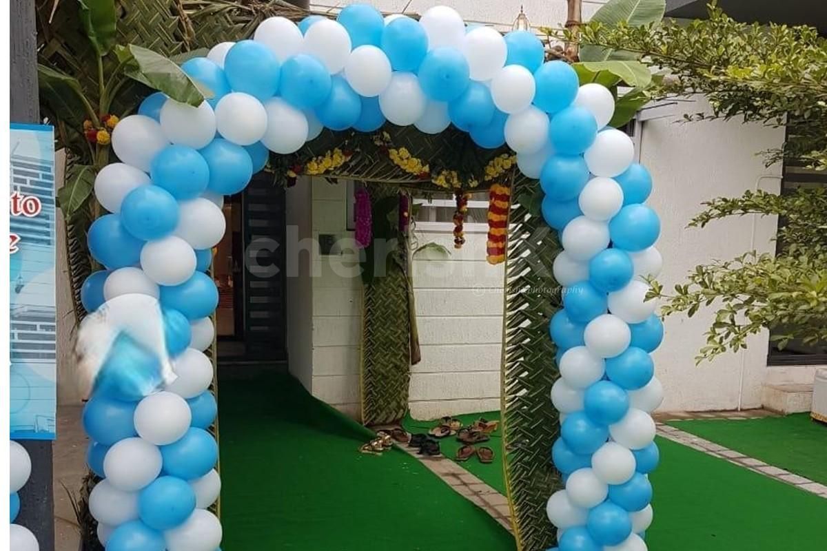 Make your Kid's Birthday Special with CherishX's Grand Hot Air Theme Decor!