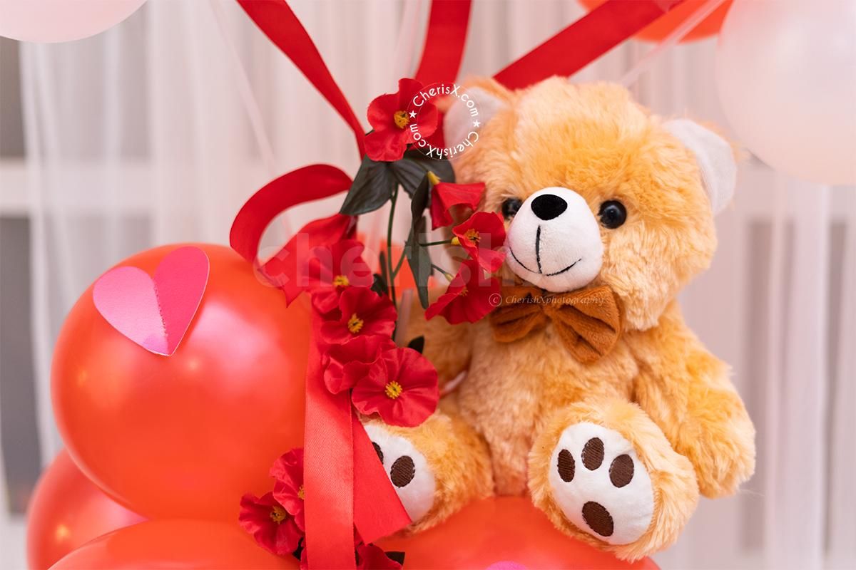 Make your Valentine's Week beautiful by booking a Teddy Balloon Bouquet with CherishX!