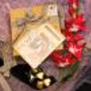 Make your partner feel special this Valentine's with Gorgeous Vintage Frame Box by CherishX.