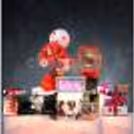 A Valentine's Week Hamper to surprise your partner.