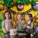 Golden Jungle Theme Birthday Decor — photo 3