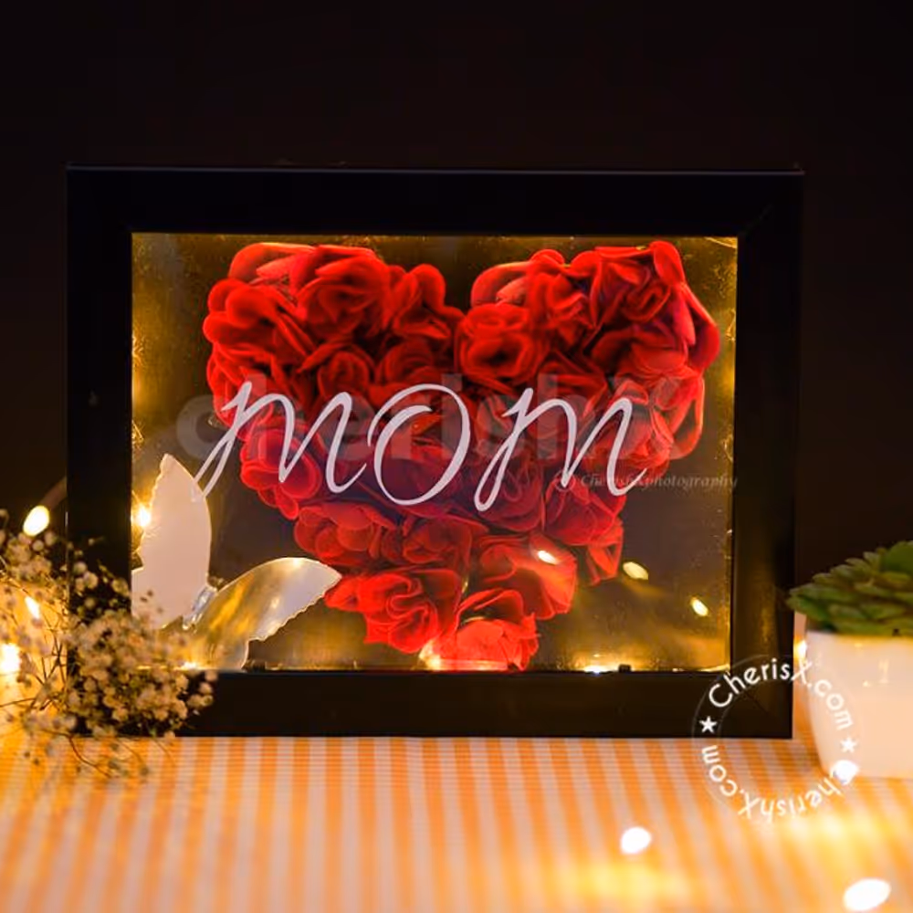 Book a Classy 3D Mom Frame for your Mother's Day Gift and celebrate the day beautifully!