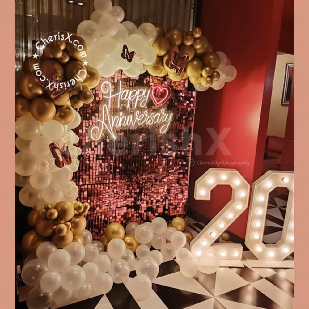 The Glamorous Rose Gold wall decor will make your anniversary party much more exciting!
