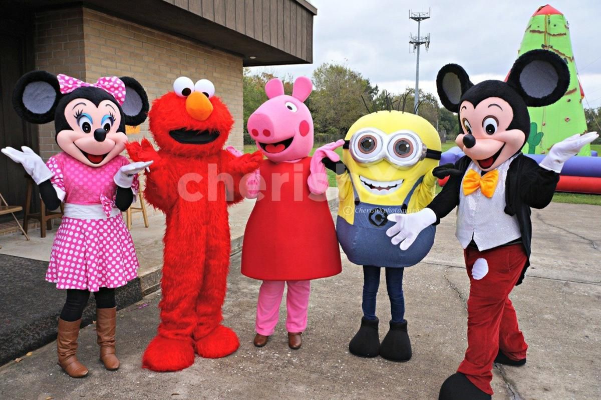 Surprise your kid on his/ her birthday with a Live Cartoon Character.