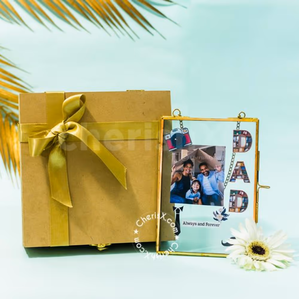 Celebrate Father's Day with this Gorgeous Vintage Dad Frame Box.