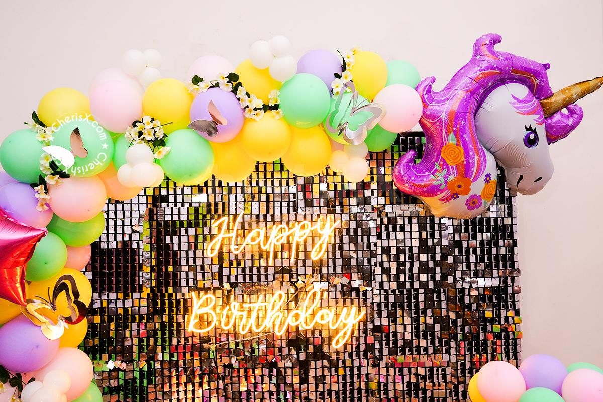 Make it special for your kid's birthday with this Gorgeous Unicorn theme decor!