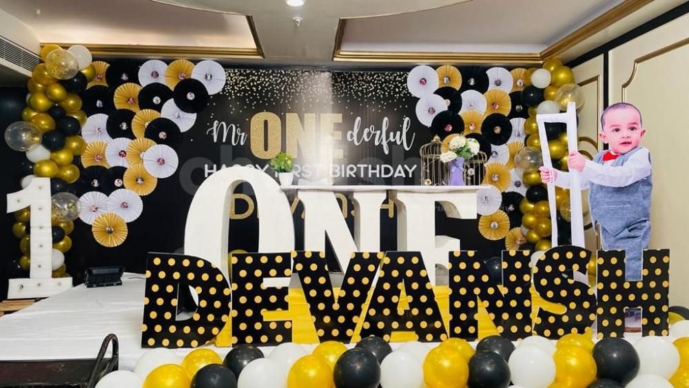 Make your kid's birthday grand by getting this Golden Little Man Theme Decoration by CherishX!