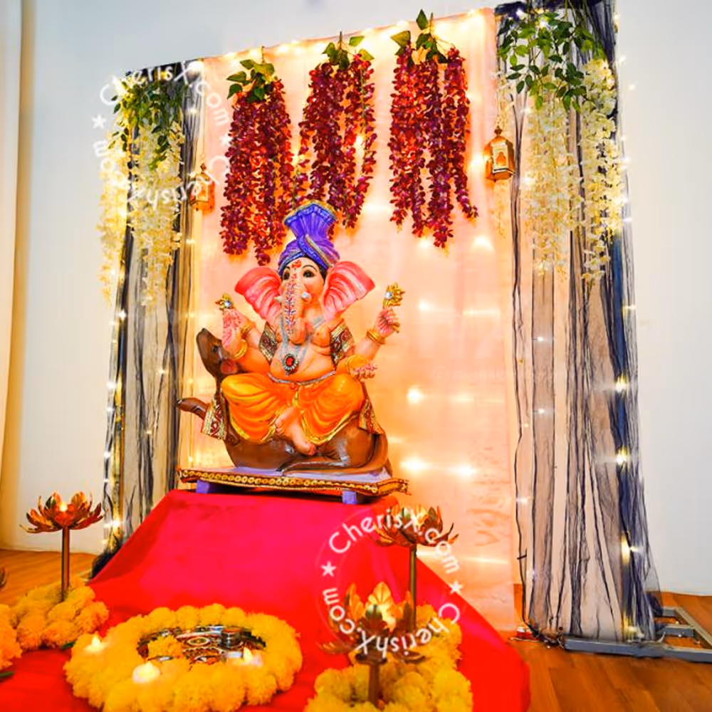 An Elegant Floral Ganpati Decor for the occasion of Ganesh Chaturthi!