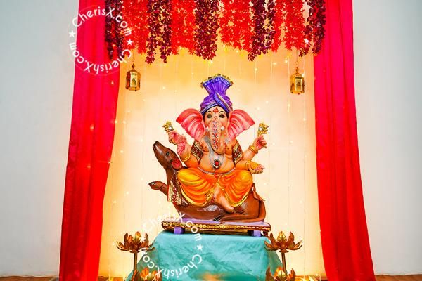 Celebrate Ganesh Chaturthi with CherishX exotic flower decoration